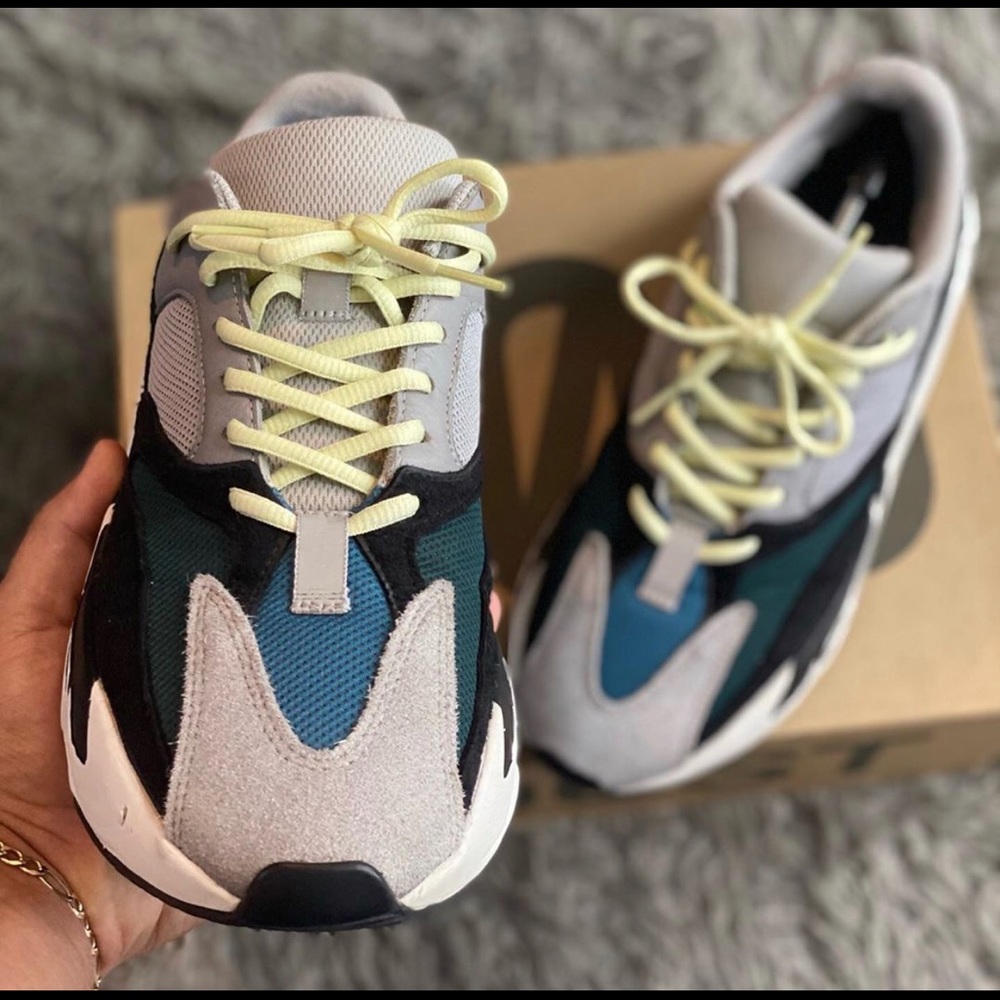 Yezzy Boost 700 wave runner